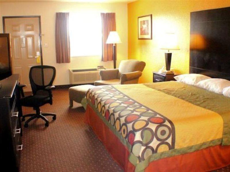Hill Country Inn & Suites - New Braunfels, Gruene Екстериор снимка
