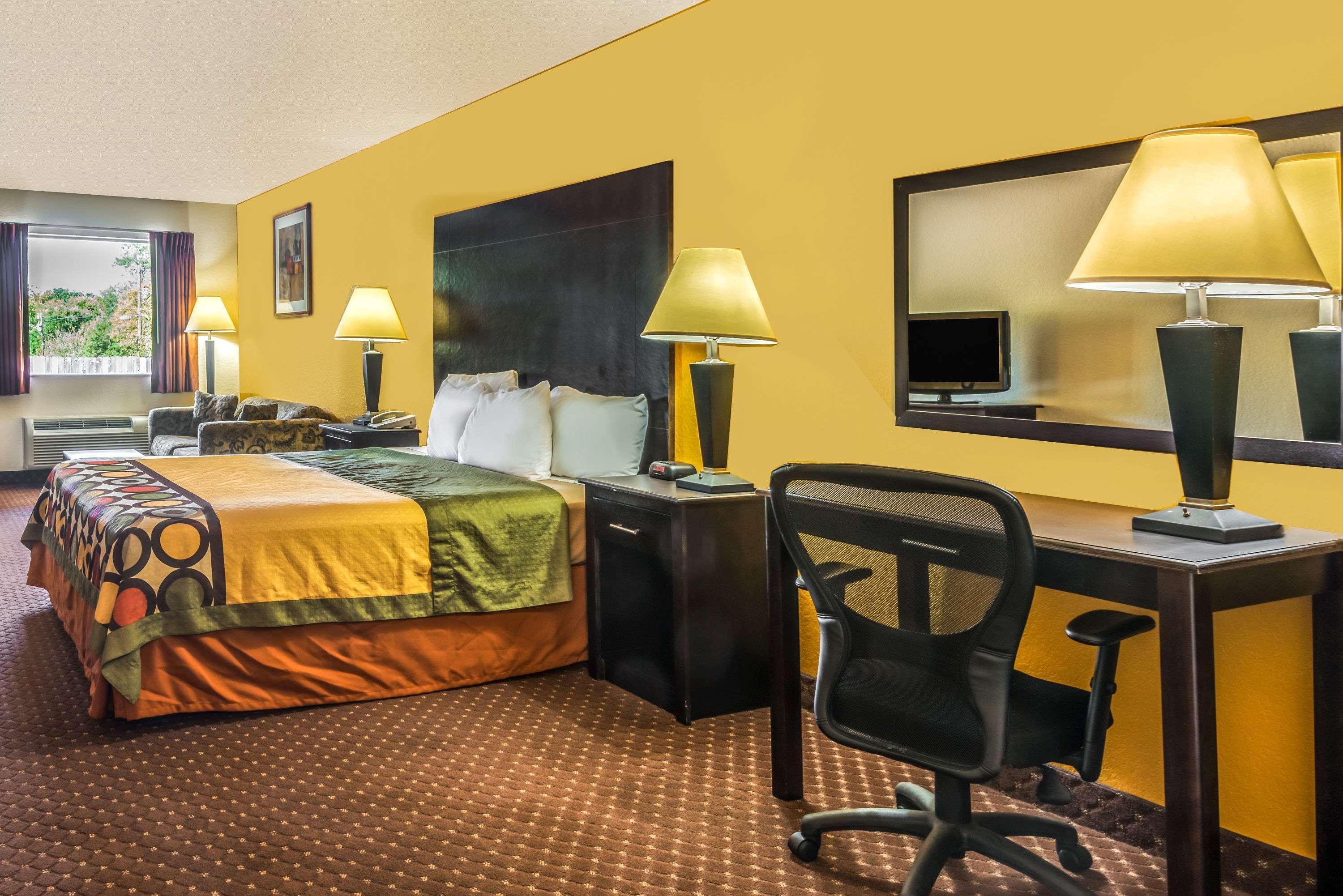 Hill Country Inn & Suites - New Braunfels, Gruene Екстериор снимка