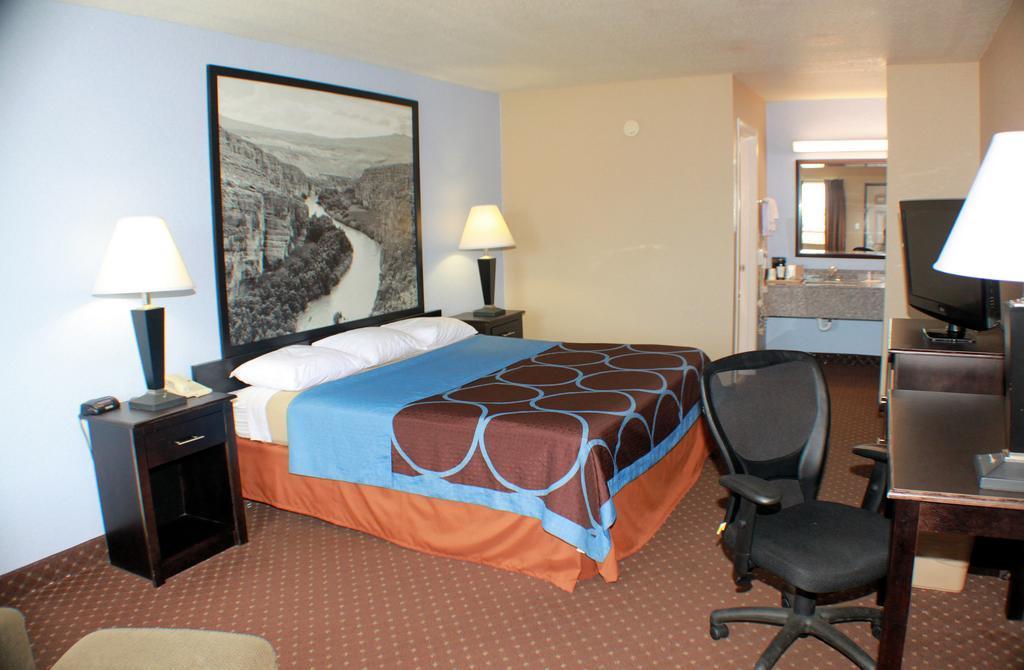 Hill Country Inn & Suites - New Braunfels, Gruene Екстериор снимка