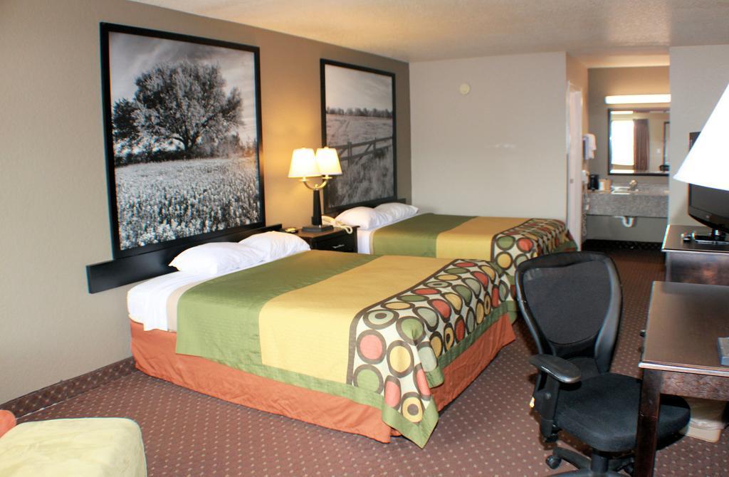 Hill Country Inn & Suites - New Braunfels, Gruene Екстериор снимка